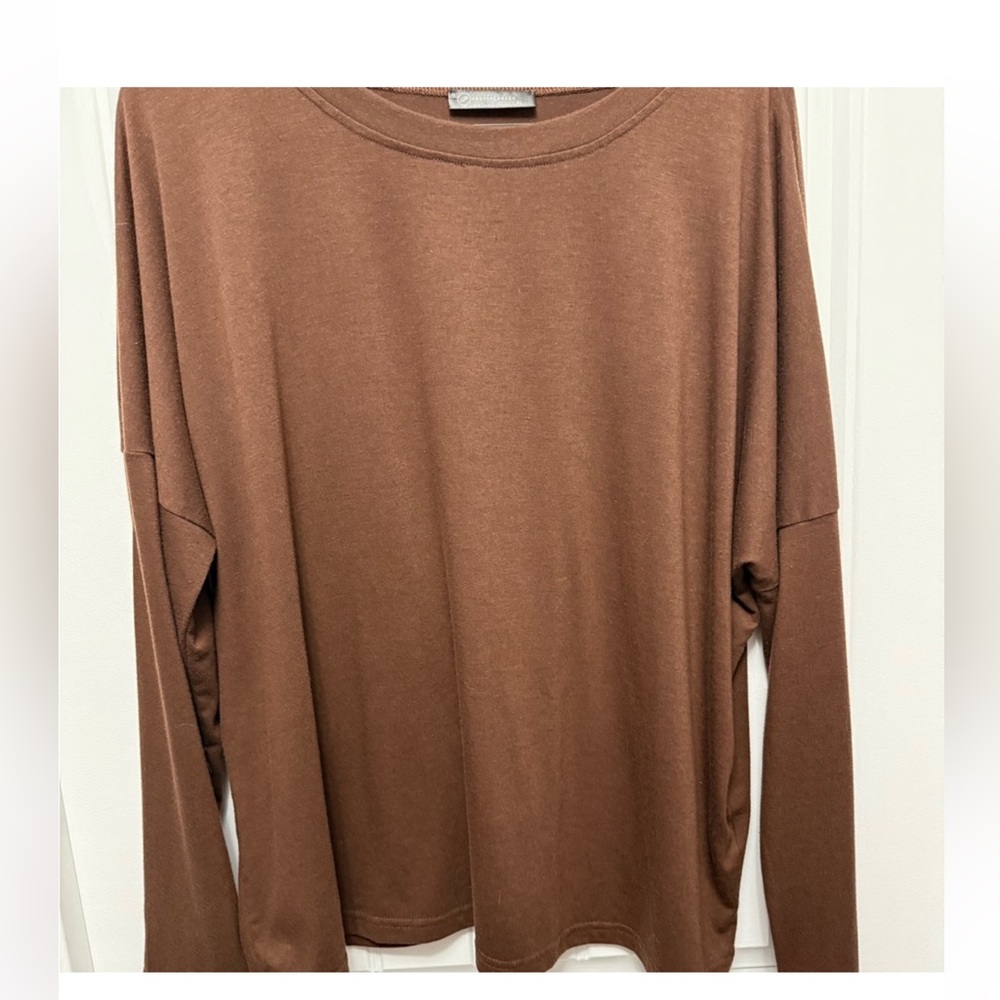 Pretty Garden cozy Brown Long Sleeve shirt. Xl - Picture 3 of 9